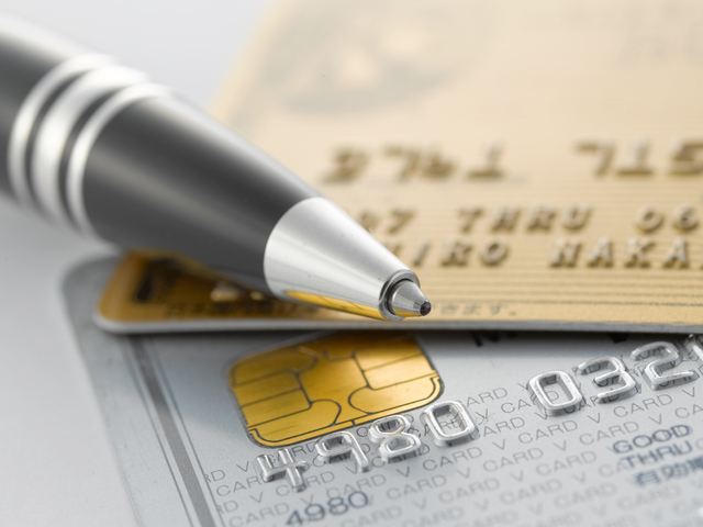 クレジットカード裏面サインの意味と基礎知識 サインをしないことが危険な理由 クレジットカードエントリー Com
